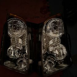 Jeep Grand Cherokee Headlight Year 2011-2013