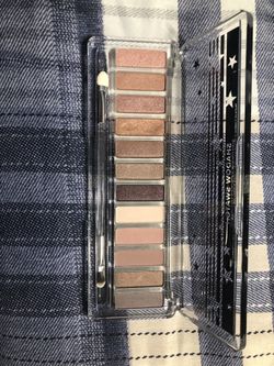 Eye shadow