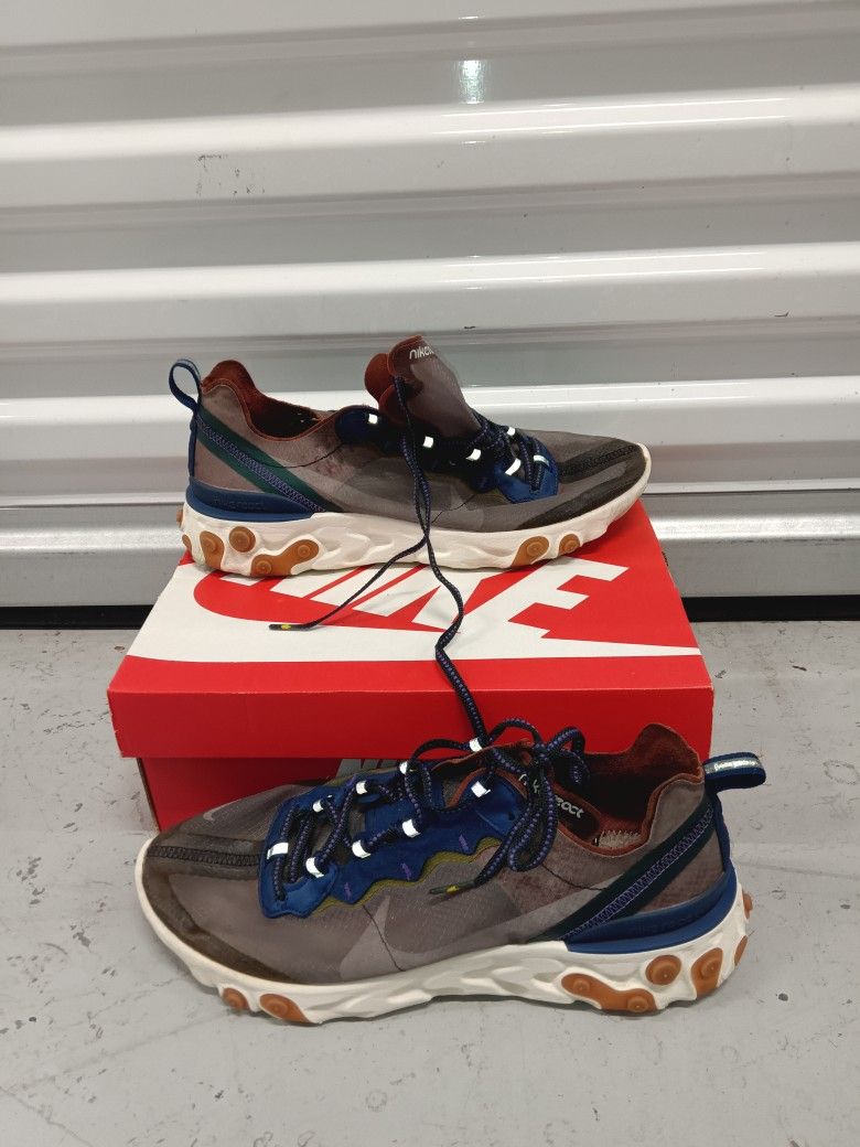CleaShoe Size 10 M