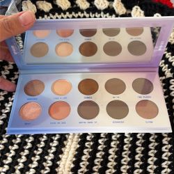 Eyeshadow Palette