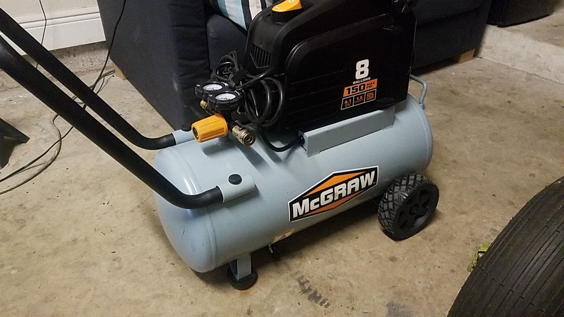 McGraw 8 gal 160 psi air compressor for Sale in Tampa, FL OfferUp