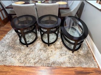 Living Room table with 2 End Tables