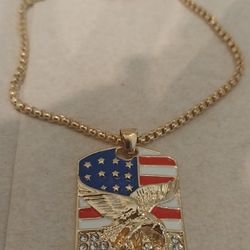 ######American Flag Pendant/ 18" Goldtone Necklace######