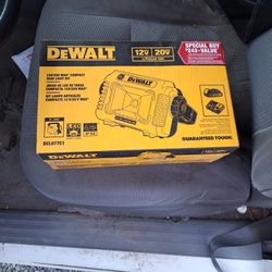 Dewalt  Task Light  Kit