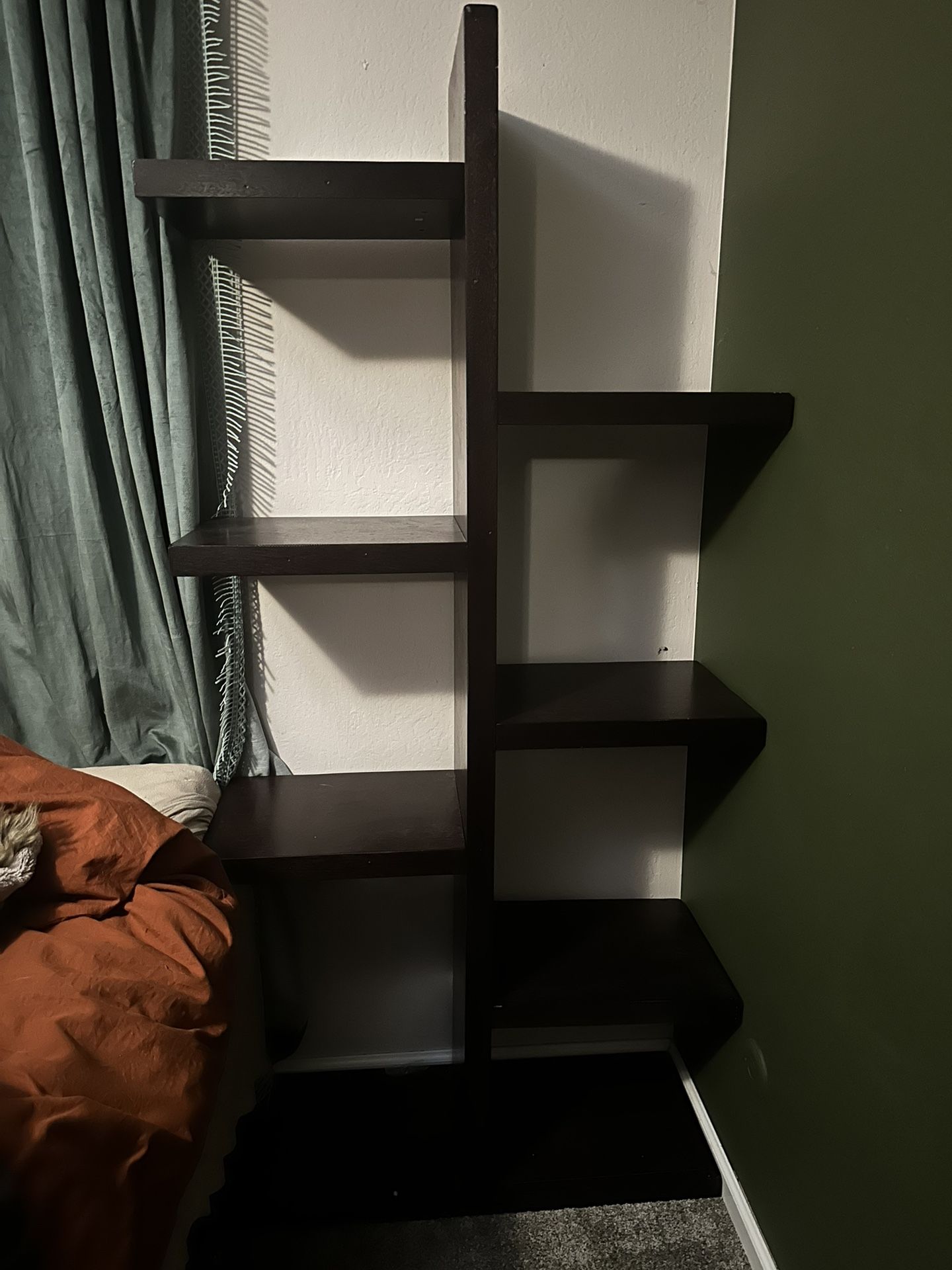 8 Level Shelf /bookcase