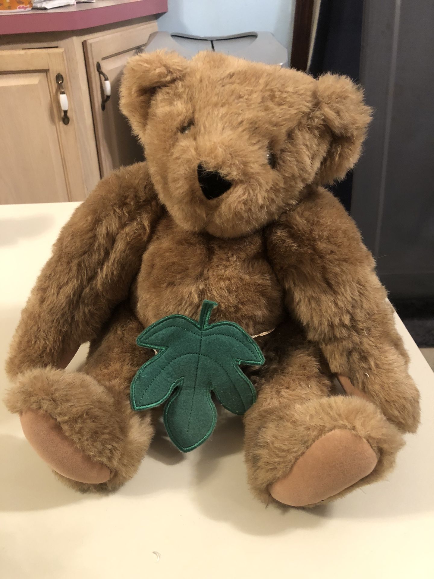 Vermont Teddy Bear EC w/removable Fig Leaf -$20