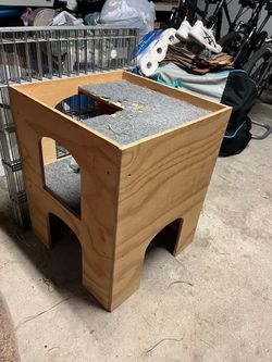 Rabbit Condo - 3-story solid wood hutch