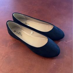 Women Size 9 Black Flats