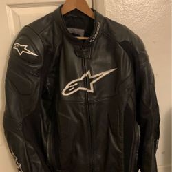 Alpinestars GP Plus R v2 airflow leather jacket