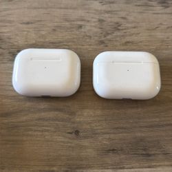 2x Apple AirPods Pro 1