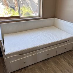 IKEA Hemnes daybed with two mattresses and 3 inch foam topper