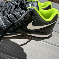 Nike Tennis shoes 