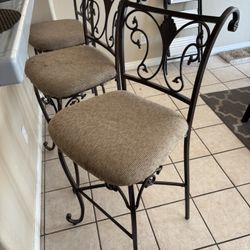 4 Bar Stools