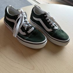 Vans Classic (YOUTH SIZE 13.5)