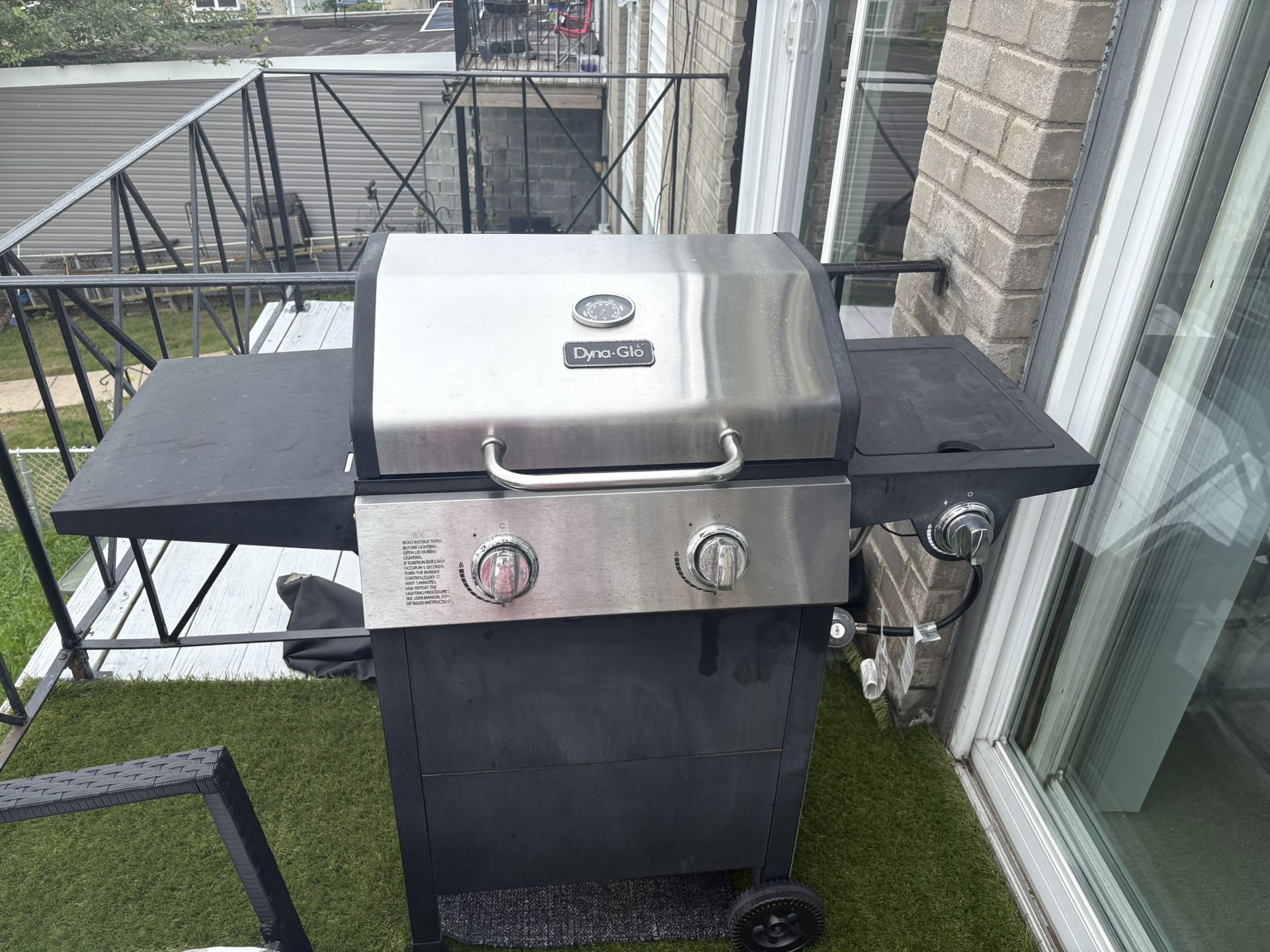 Gas Grill 2 Burner With Side Burner