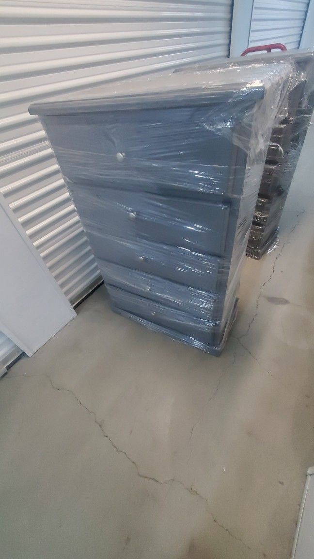 Chest With 5 Drawers 220