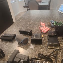  Camera Canon E1  Camara Konica FT1