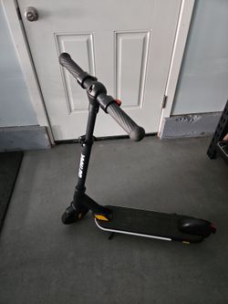 Electric scooter