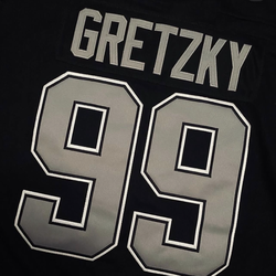 Black Los Angeles kings Wayne Gretzky new hockey jersey