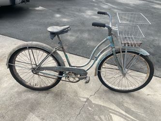 Schwinn beach cruiser