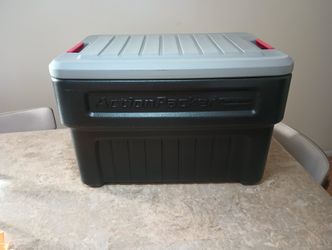 Rubbermaid 24 Gallon ActionPacker Storage Bin, Heavy Duty, Lockable, Black