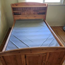 Full Size Captains Bed /w 2 Dressers 