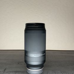 Tamron 70-300mm F4.5-6.3 Di III RXD Telephoto Zoom Lens