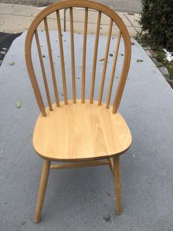 Very good condition hardwood chair