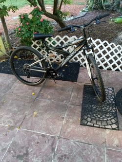 Dynacraft  Silver Canyon