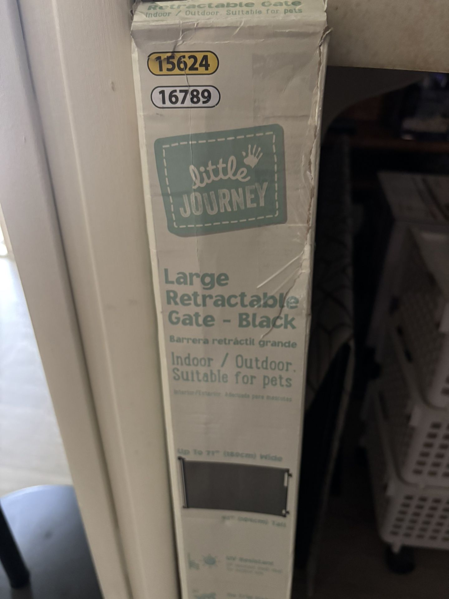 Retractable Gate, Large