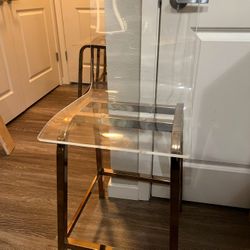 Set Of 4 Acrylic Bar Stools With Gold Legs