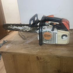 Stihl ms200t chainsaw
