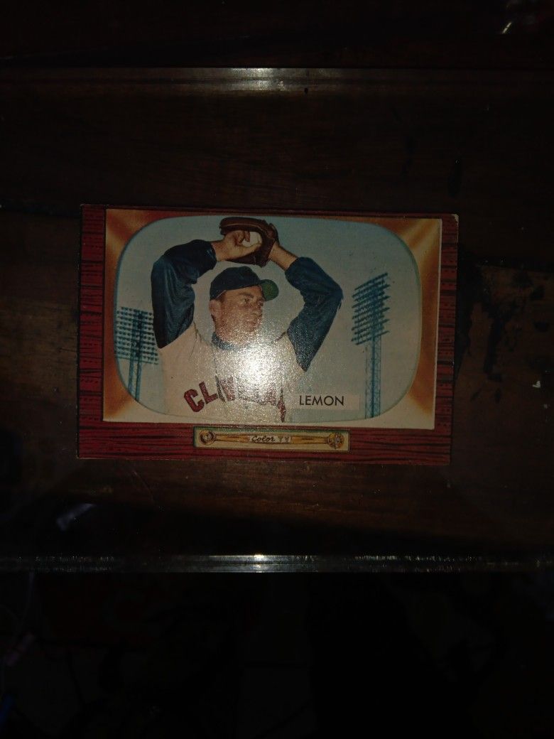 1955 Bob Lemon Baseball Card 