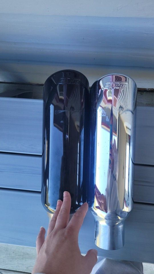 2 Borla Truck Exhaust Tips