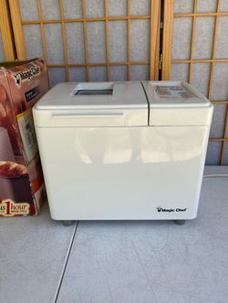 Gd. Cond. Magic Chef Auto 1.5 Ib Bread Maker