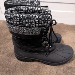 Women's Aleader Winter/Snow Boots Size 10.....$25 Cash 
