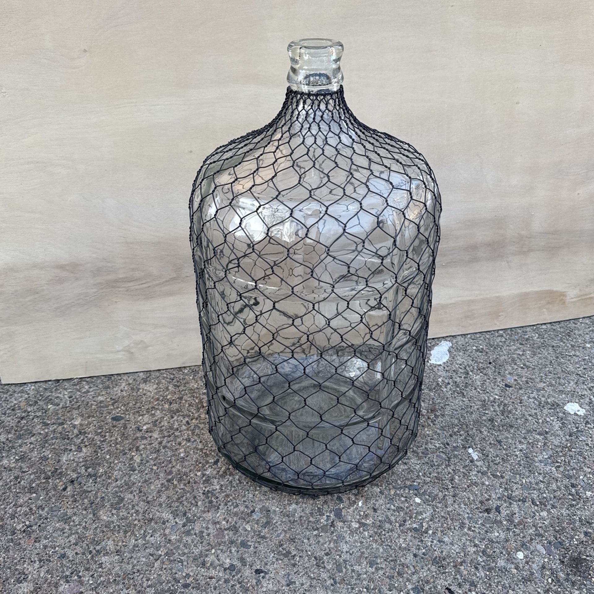 Decorative 5 Gallon Glass Bottle With Metal Net