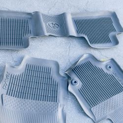 Original Toyota RAV4 Mats 