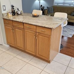 Kitchen Cabinets 