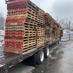 Wood Pallets (Old Castle Style) 48x40 Best Used With Flatbed And Forklift Not Good For Pallet Jack