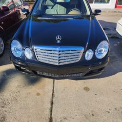 2009 Mercedes-Benz E-Class