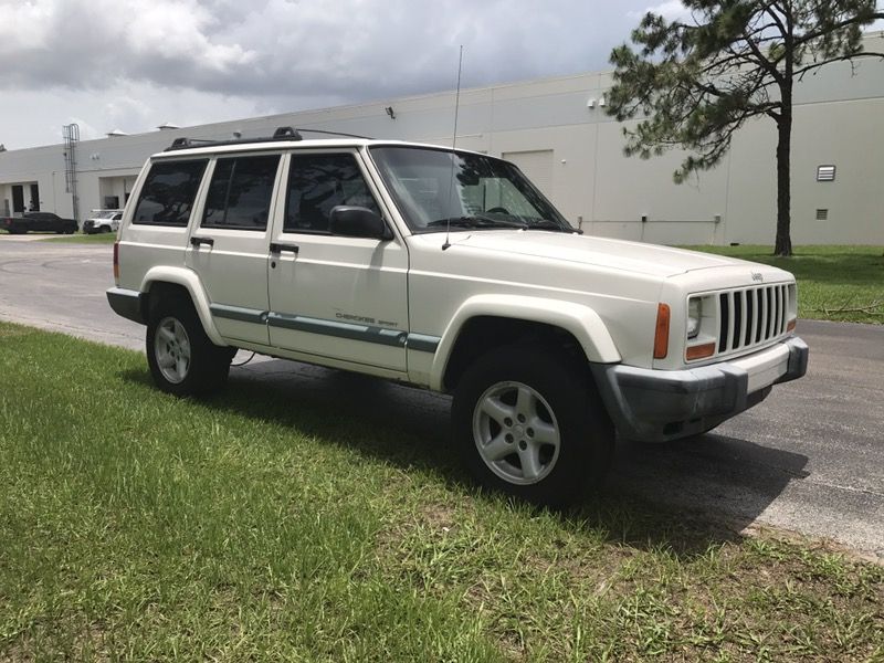 Cherokee sports 99