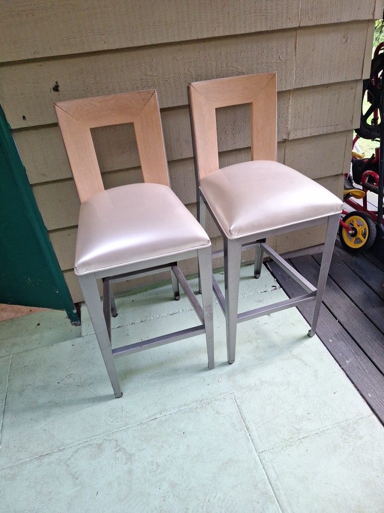 Ashley's Bar Chairs . Metal Frame