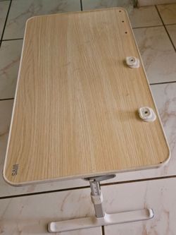 Laptop desk stand