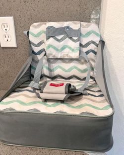 Nuby Easy Go High Chair Booster Seat For Toddler & kiddos 