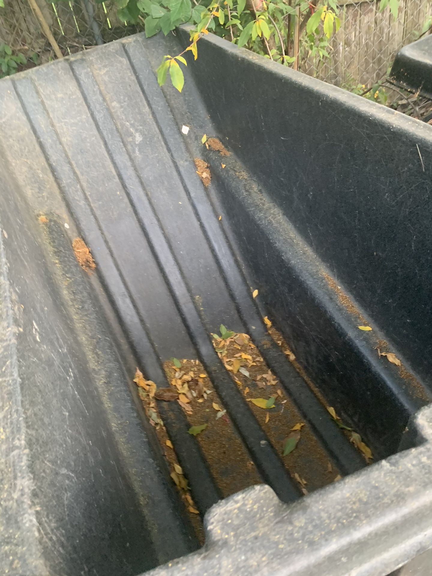 Gandolas/Gondolas Trash bins 2 left for Sale in Dallas, TX OfferUp