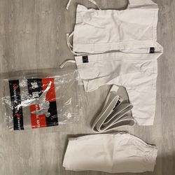 Swift Martial Art Outfit Size 0000 For Ages 4-6