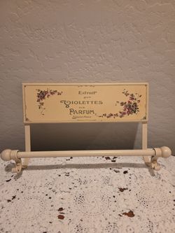 Towel holder