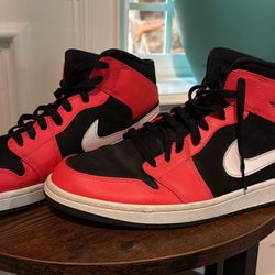 Nike Air Size 12 -OBO