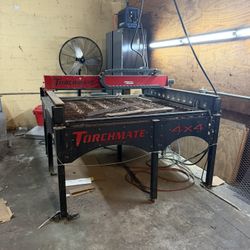 Torchmate 4400 - 4x4 CNC Plasma Cutting Table 